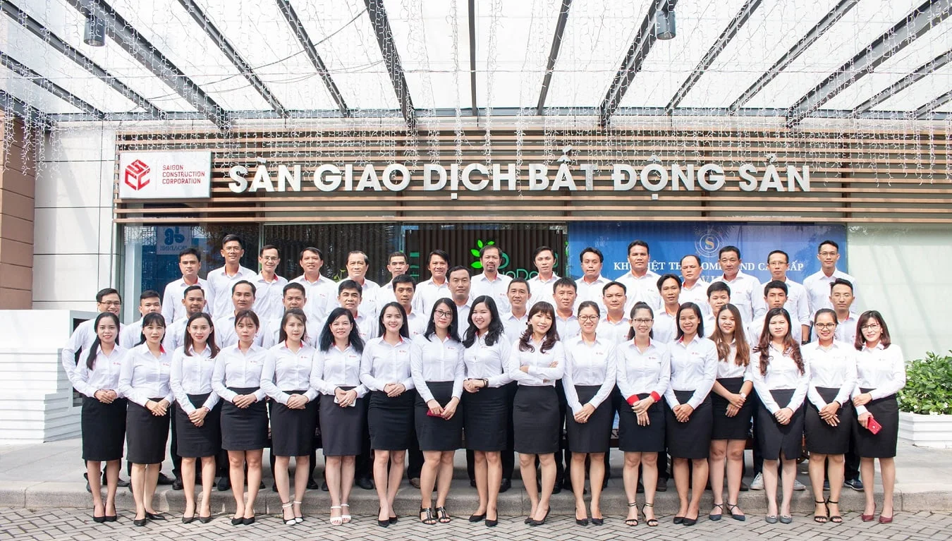 can bo nhan vien cong ty scc