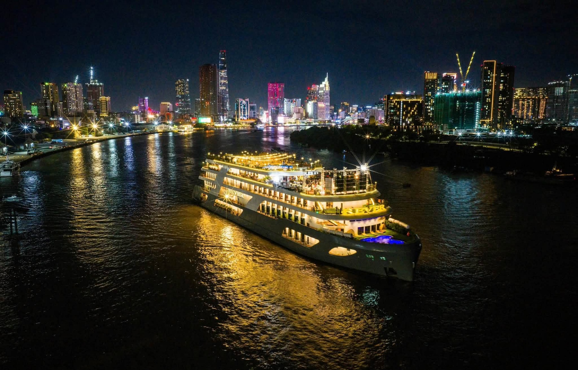 Lễ ký kết hợp tác phát triển Happy One Elite